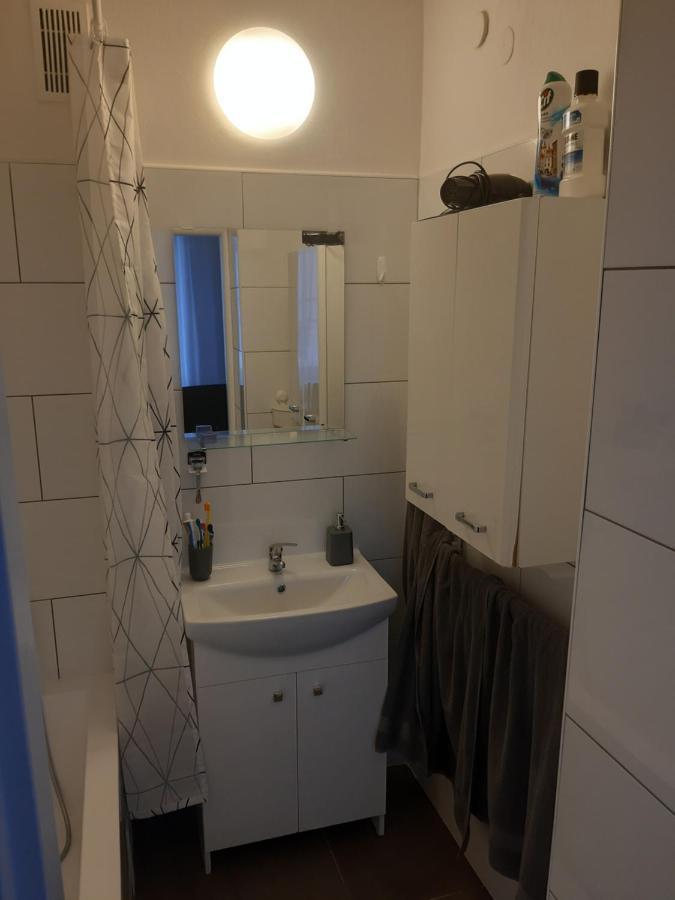 Prague Apartment In Most Near Golf Club, Aqua-Hipo-Autodrom In Most Esterno foto